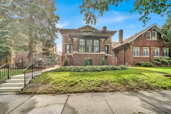 6840 S Cregier Avenue, Chicago, IL 60649