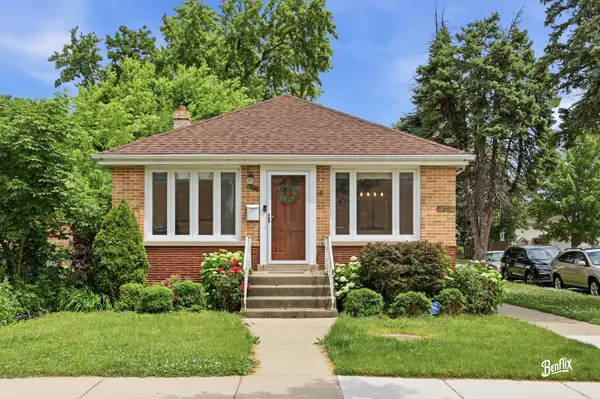 6901 31st Street, Berwyn, IL 60402