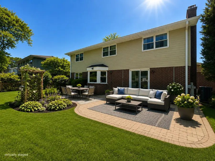 2736 Covert Road, Glenview, IL 60025 - #2
