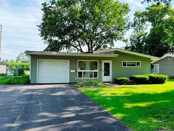 408 Princeton Drive, North Aurora, IL 60542