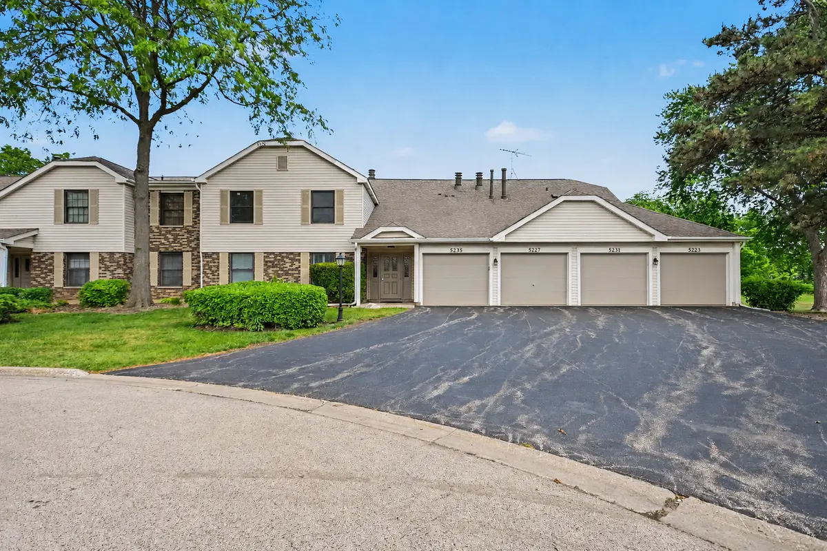 5235 Rockpointe Court #5235, Gurnee, IL 60031 - #1