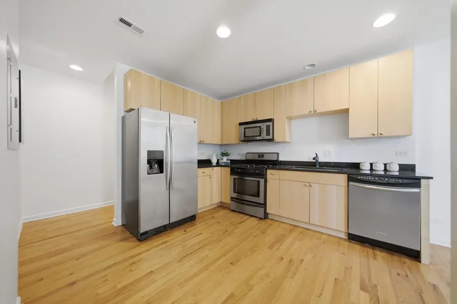 7318 N Honore Street #103, Chicago, IL 60626 - #3