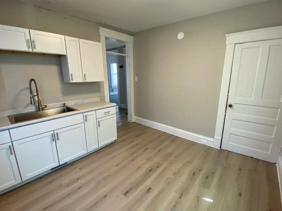 618 Douglas Court, Davenport, IA 52803 - #2
