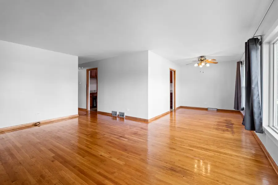 5512 Warren Street, Morton Grove, IL 60053 - #3