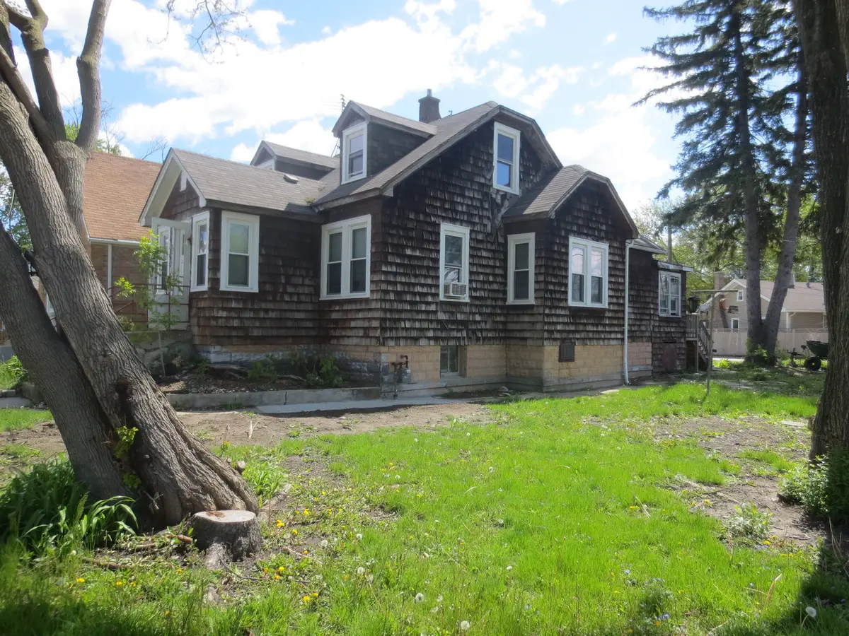 8215 W Forest Preserve Avenue, Chicago, IL 60634 - #1