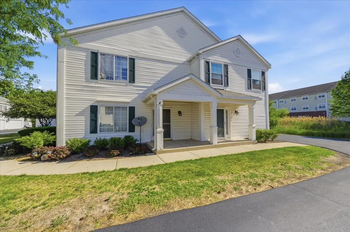 725 Fieldcrest Drive #C, South Elgin, IL 60177 - #1