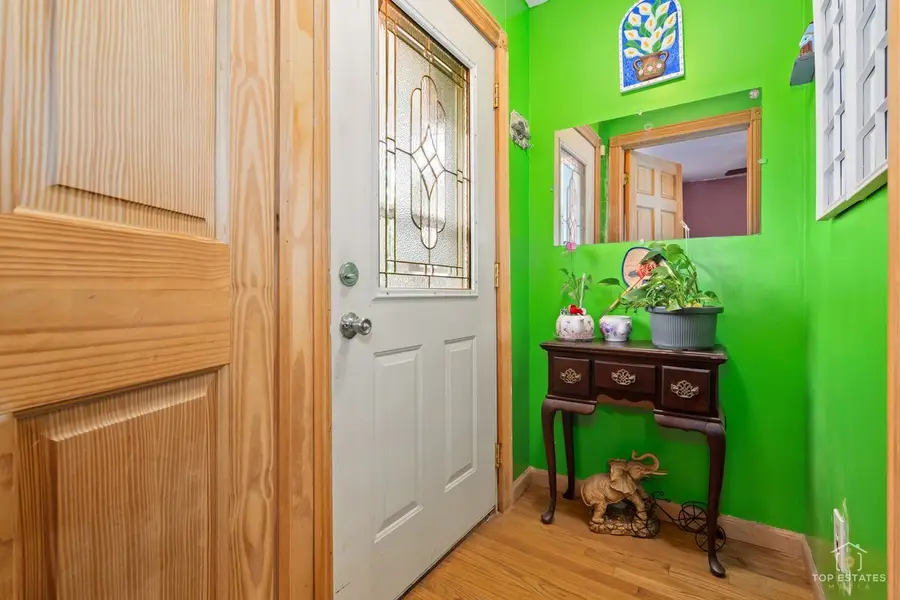 Address Withheld By Seller, Chicago, IL 60618 - #3