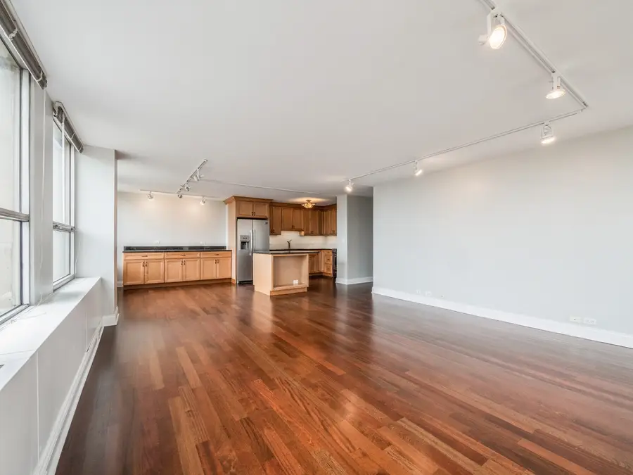 2626 N Lakeview Avenue #1102, Chicago, IL 60614 - #3