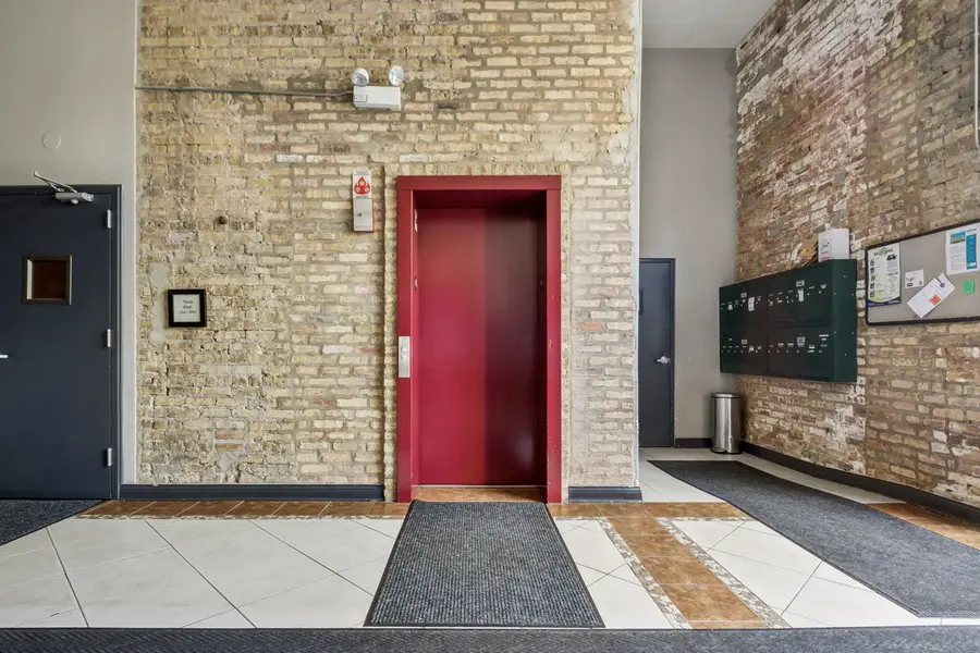 1215 W Gunnison Street #313, Chicago, IL 60640 - #2