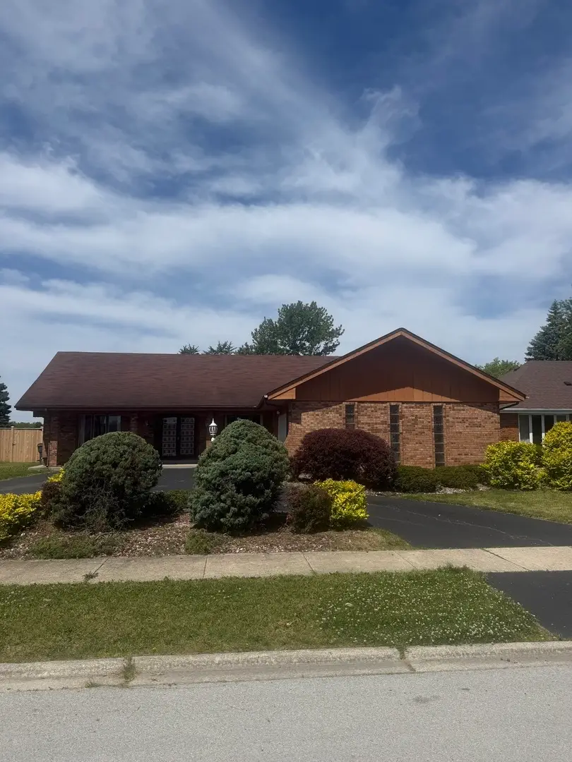 16752 S Luella Avenue S, South Holland, IL 60473 - #1