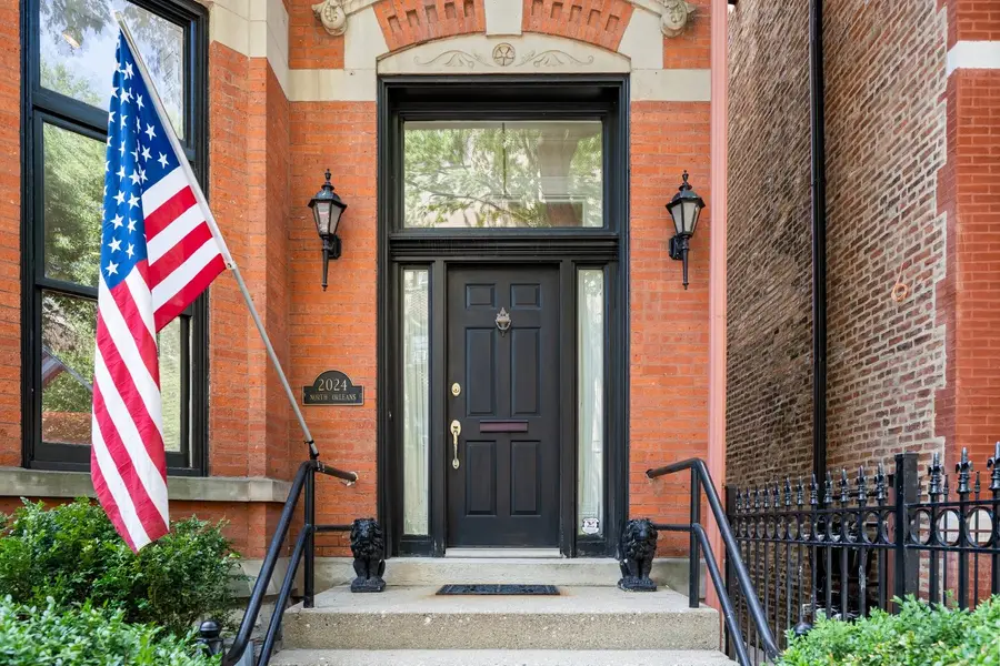2024 N Orleans Street, Chicago, IL 60614 - #2