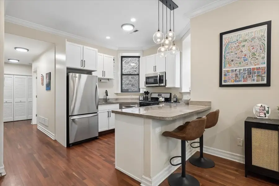 832 W Roscoe Street #2, Chicago, IL 60657 - #3
