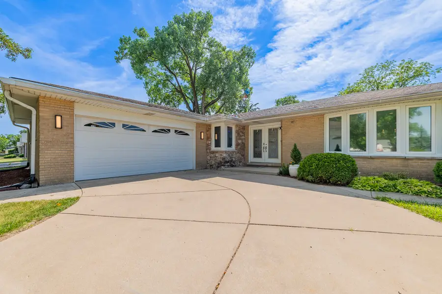 8736 S 80th Court, Hickory Hills, IL 60457 - #2