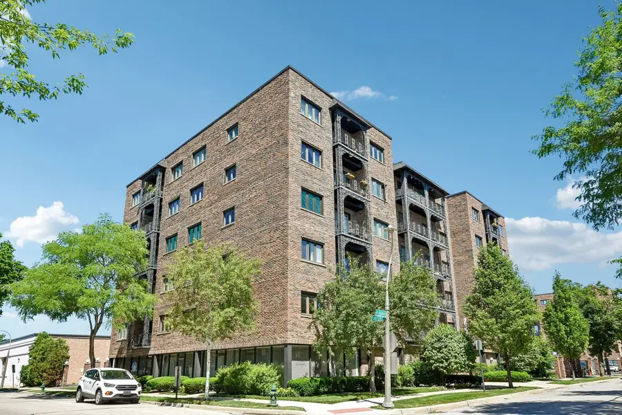 414 Clinton Place #502, River Forest, IL 60305 - #2