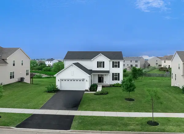2411 Fairfield Avenue, Yorkville, IL 60560