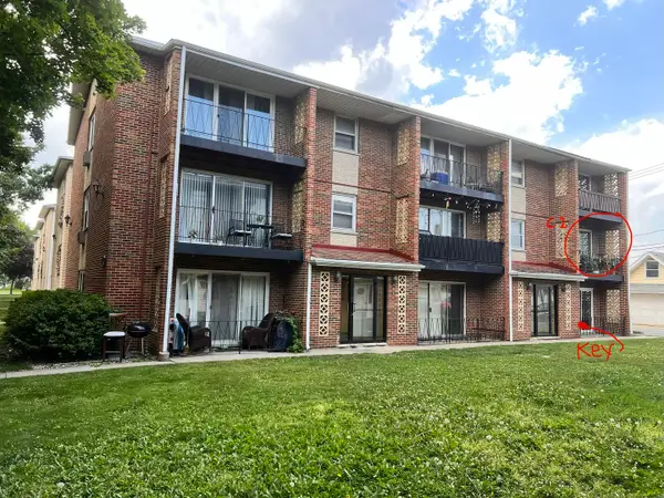6436 W 64th Place #C2, Chicago, IL 60638