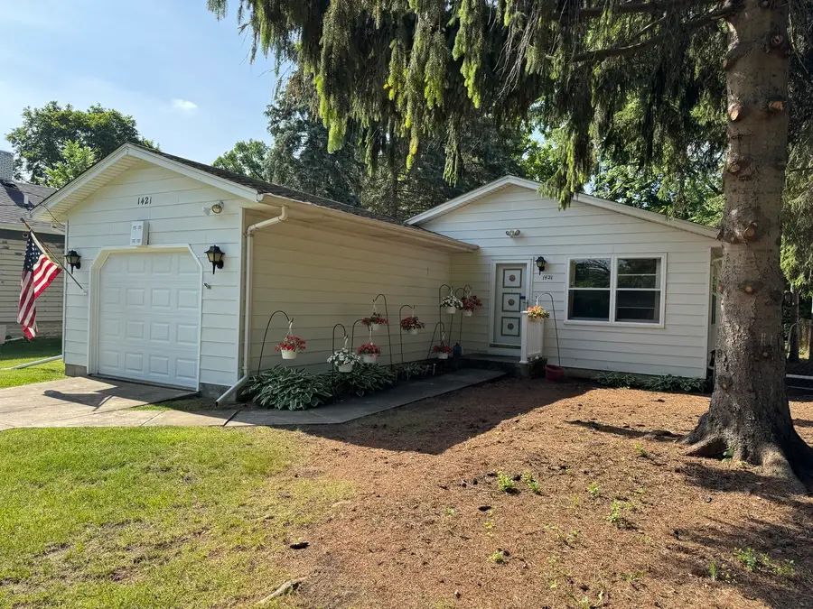 1421 Harlan Avenue, Elgin, IL 60123 - #3