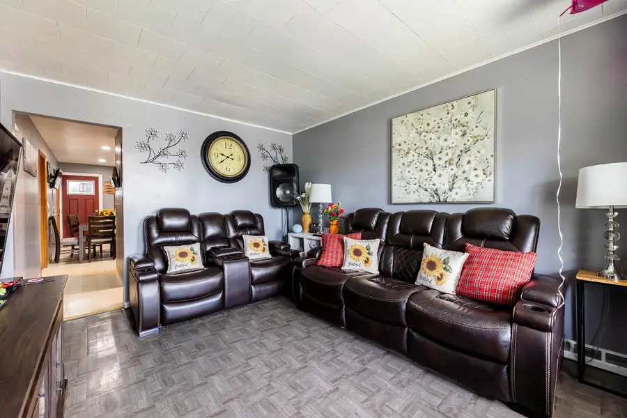 5633 W 64th Place, Chicago, IL 60638 - #3