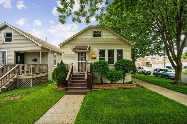 5758 N Moody Avenue, Chicago, IL 60646