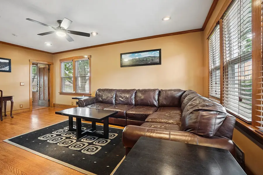 5758 N Moody Avenue, Chicago, IL 60646 - #3