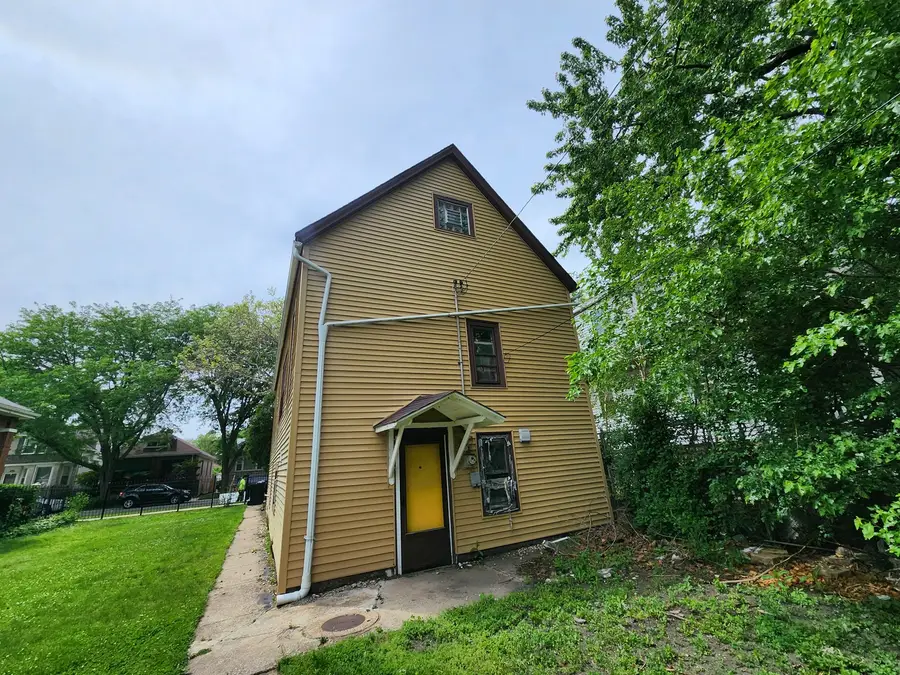 8349 S Essex Avenue, Chicago, IL 60617 - #3