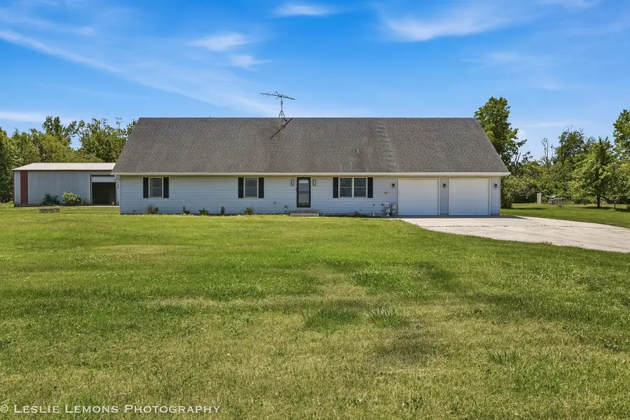 8705 E Pine Bluff Road, Coal City, IL 60416 - #2