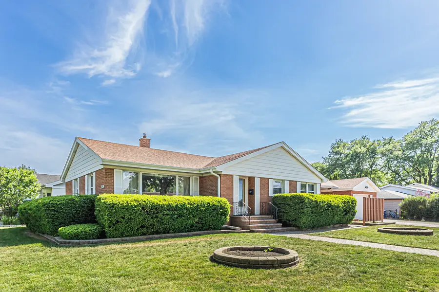718 N Russel, Mount Prospect, IL 60056 - #2