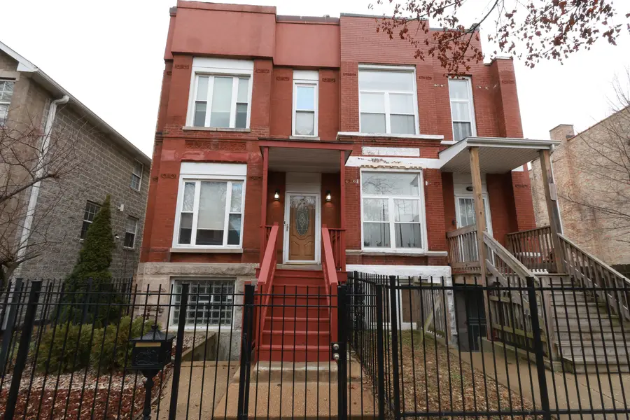 3651 S Giles Avenue, Chicago, IL 60653 - #2