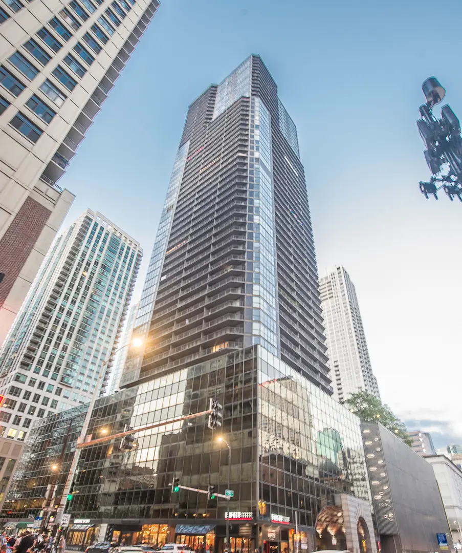 10 E Ontario Street #1203, Chicago, IL 60611 - #1