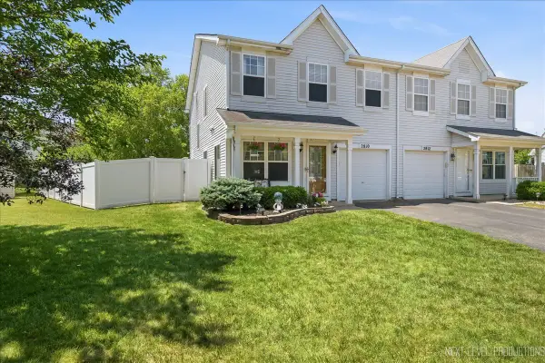 2810 Ledgestone Court, Naperville, IL 60564