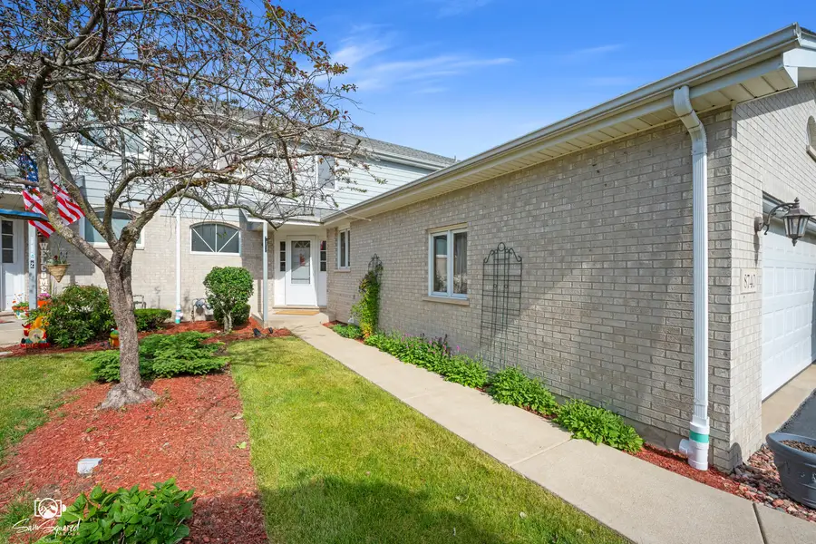 8740 Ballycastle Lane, Tinley Park, IL 60487 - #2