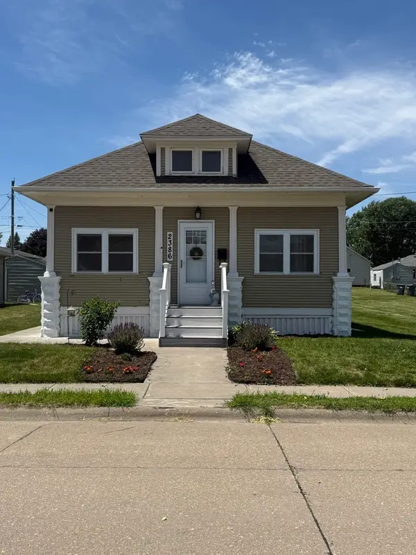 2386 Chancy Street, Clinton, IA 52732