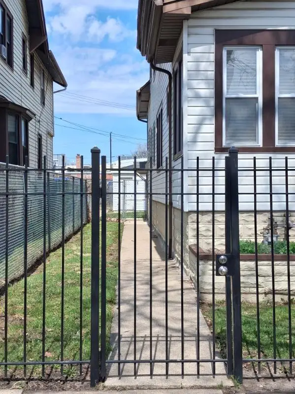 Address Withheld By Seller, Chicago, IL 60628 - #2