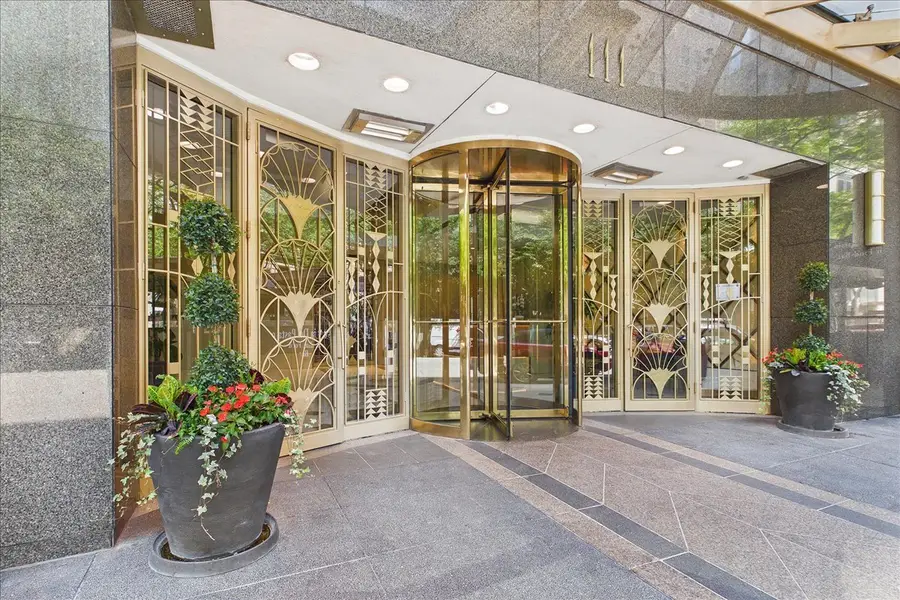 Address Withheld By Seller, Chicago, IL 60611 - #3