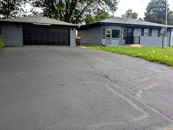 3025 18th Street, Rockford, IL 61109