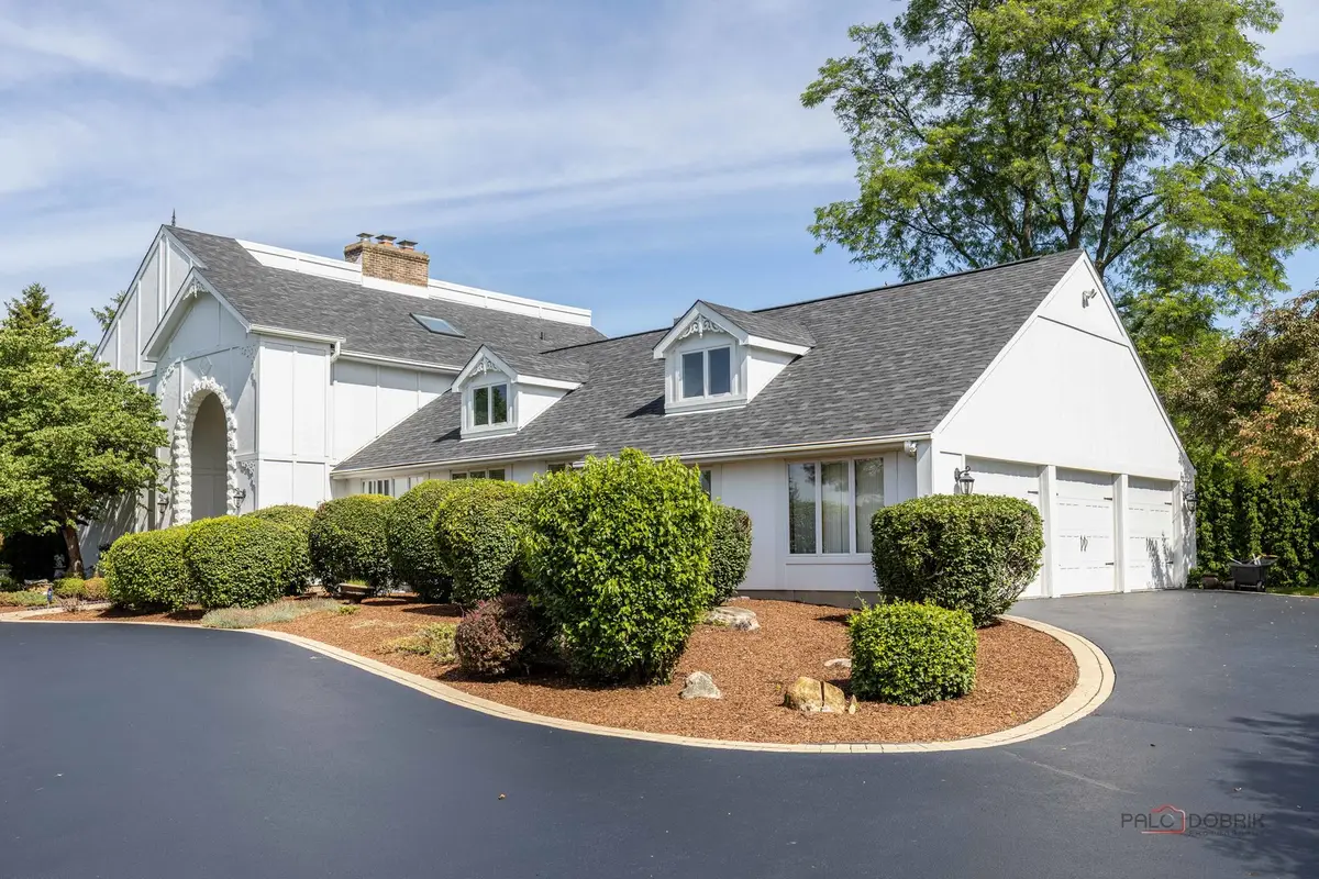 11 Lake View Road, Hawthorn Woods, IL 60047 - #1