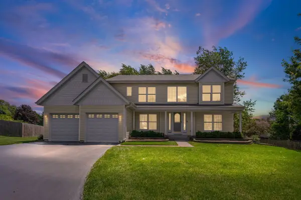 129 Knobb Hill Lane, Gurnee, IL 60031