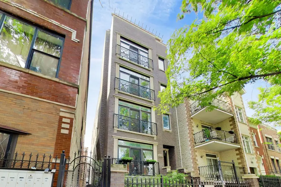 1523 W Thomas Street #2, Chicago, IL 60642 - #2