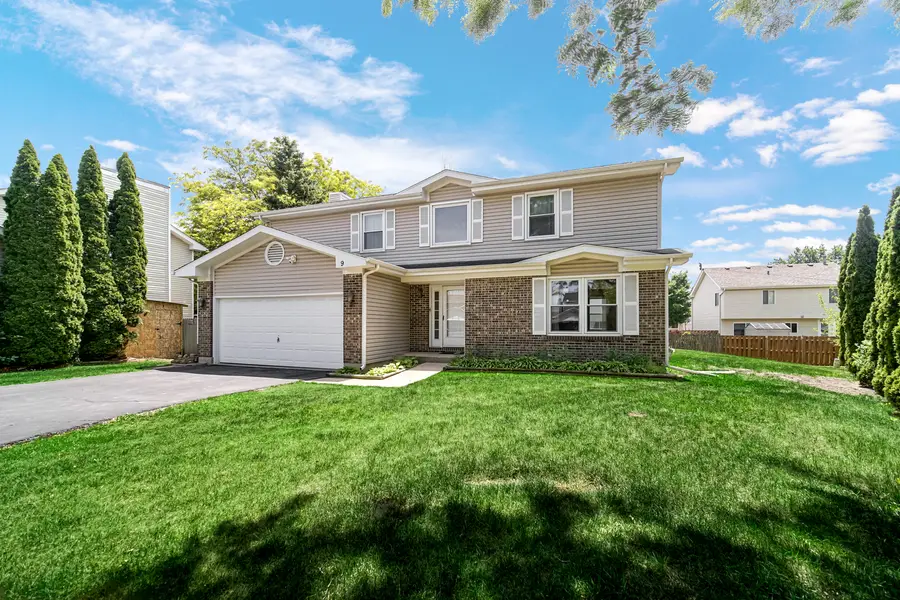 9 Redwood Court, Streamwood, IL 60107 - #3