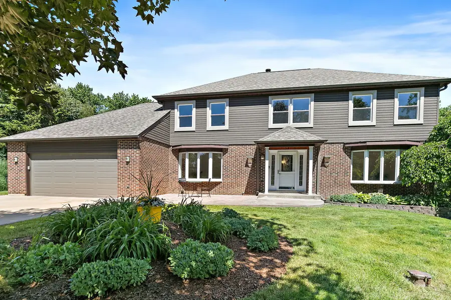 1439 Blackhawk Drive, Schaumburg, IL 60193 - #2