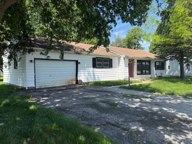 424 S 3000 W Road, Kankakee, IL 60901 - #2