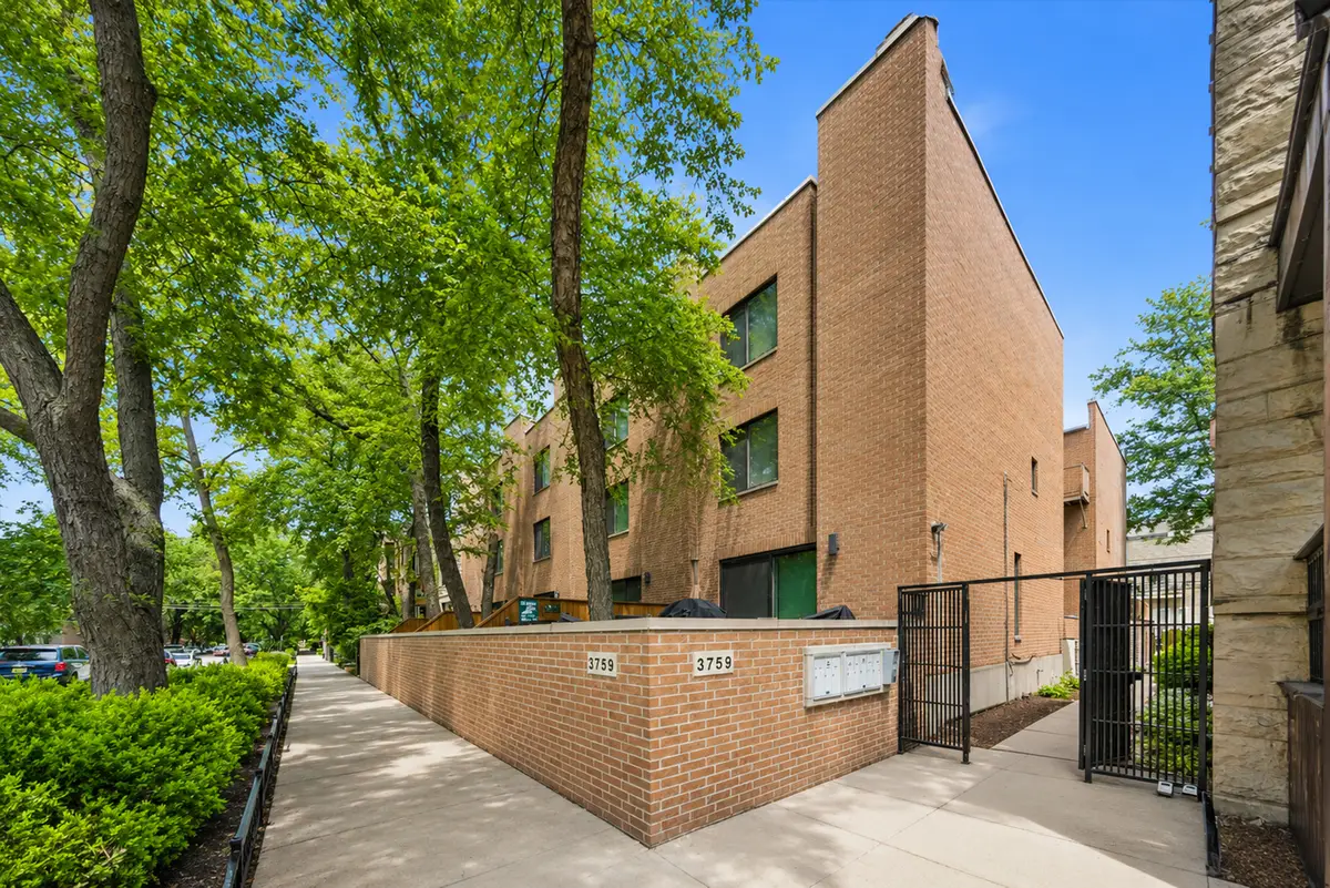 3759 N Kenmore Avenue #H, Chicago, IL 60613 - #1