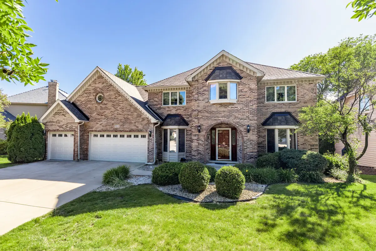 904 W Bailey Road, Naperville, IL 60565 - #1