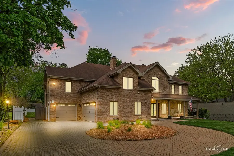 10S060 Clarendon Hills Road, Willowbrook, IL 60527 - #3