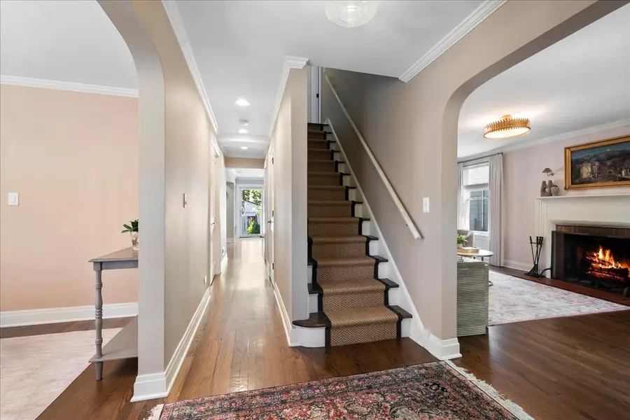 2433 Hastings Avenue, Evanston, IL 60201 - #3