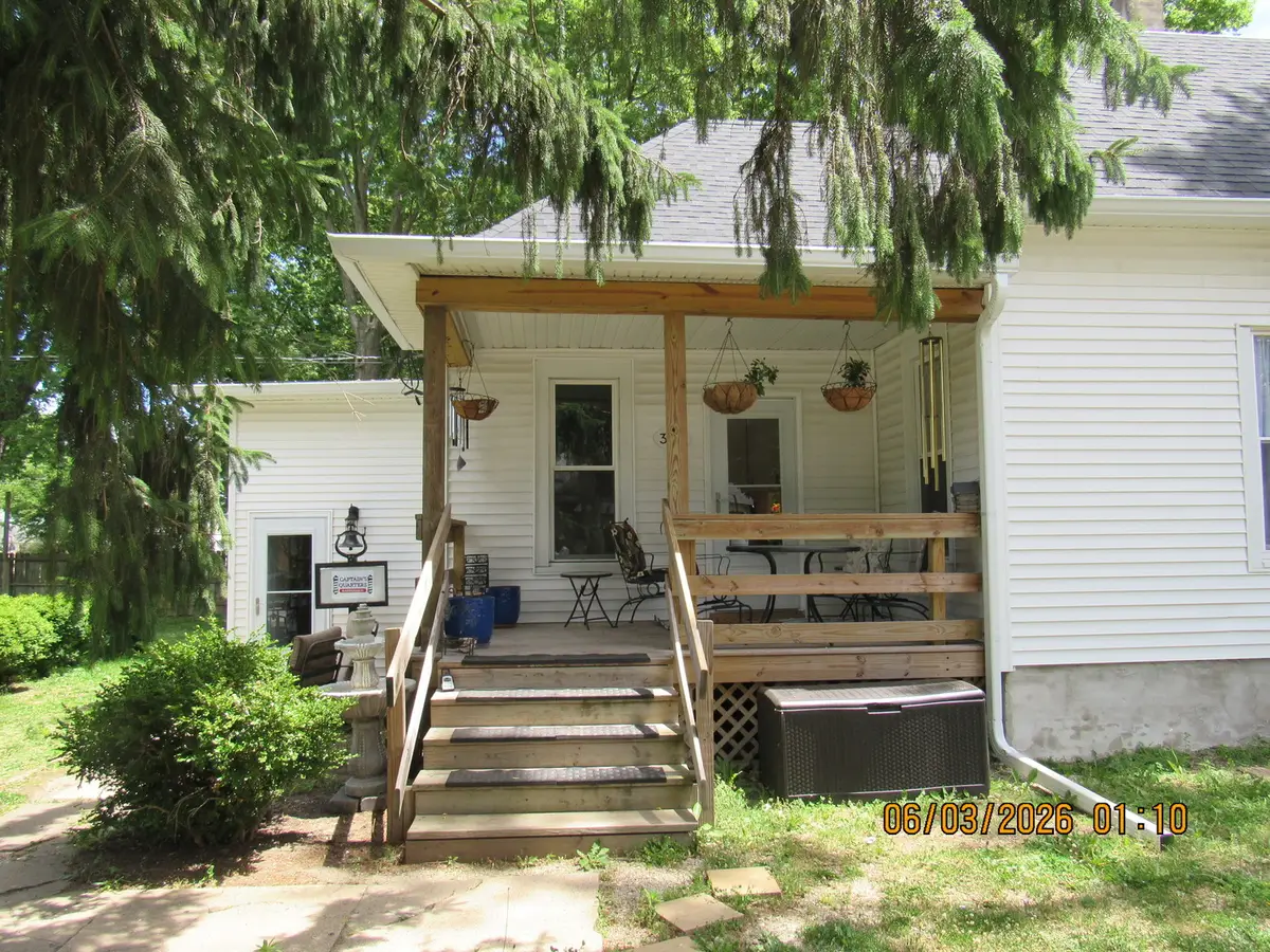 324 W Sumner Street, Streator, IL 61364 - #1