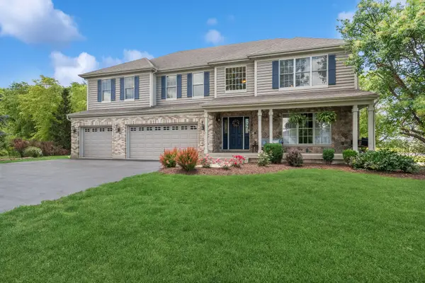 12 Covington Court, Algonquin, IL 60102