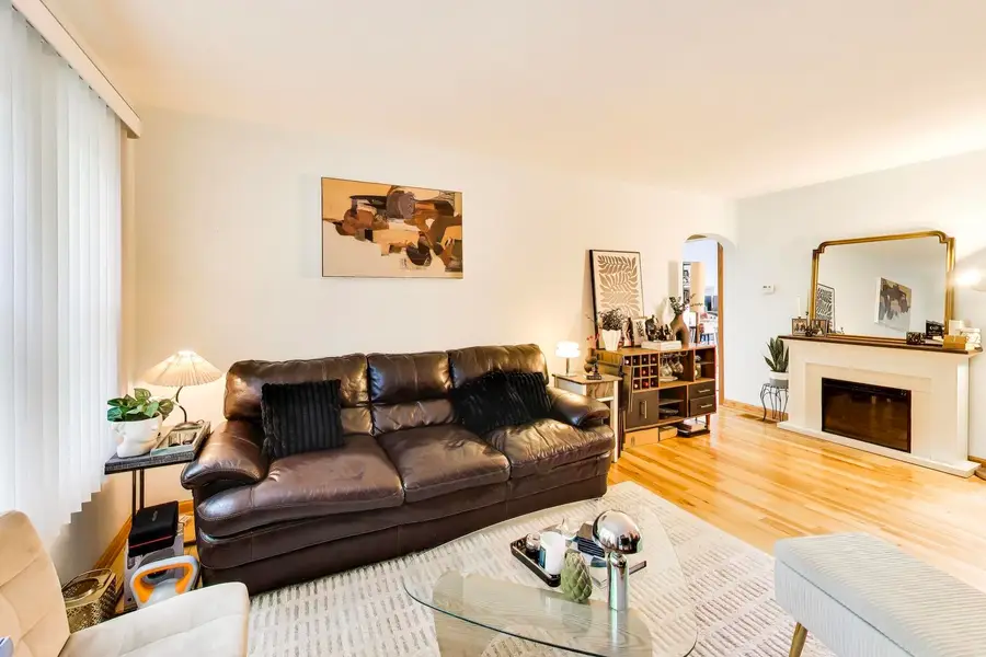 6600 N Ridge Boulevard #2, Chicago, IL 60626 - #3