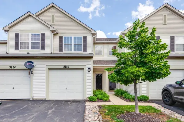 3124 Falling Waters Lane #3124, Lindenhurst, IL 60046