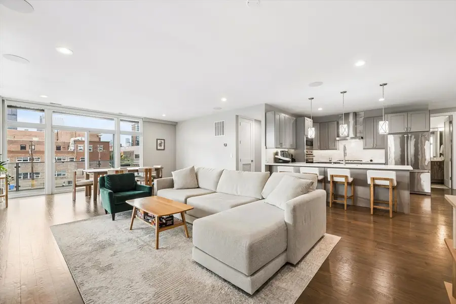 236 S Racine Avenue #304, Chicago, IL 60607 - #2